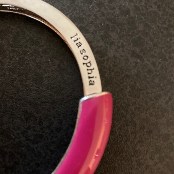 Vintage Lia Sophia Stretch Bangle, Pink  Enamel,Rhinestones and Gold Tone - Picture 2 of 3